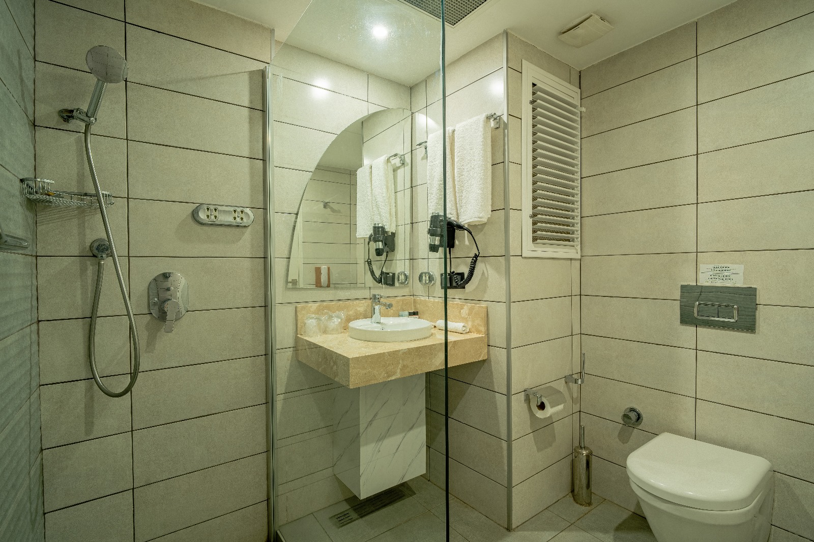 Hotels in Konak