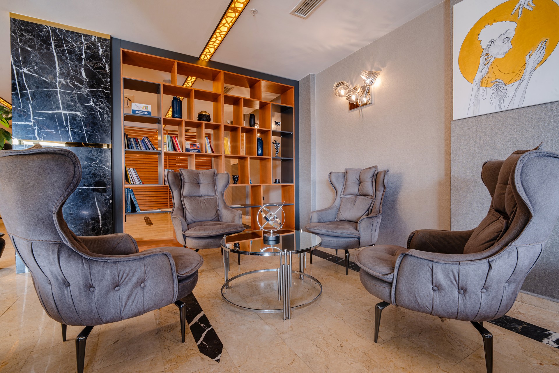 Lobby Area 4