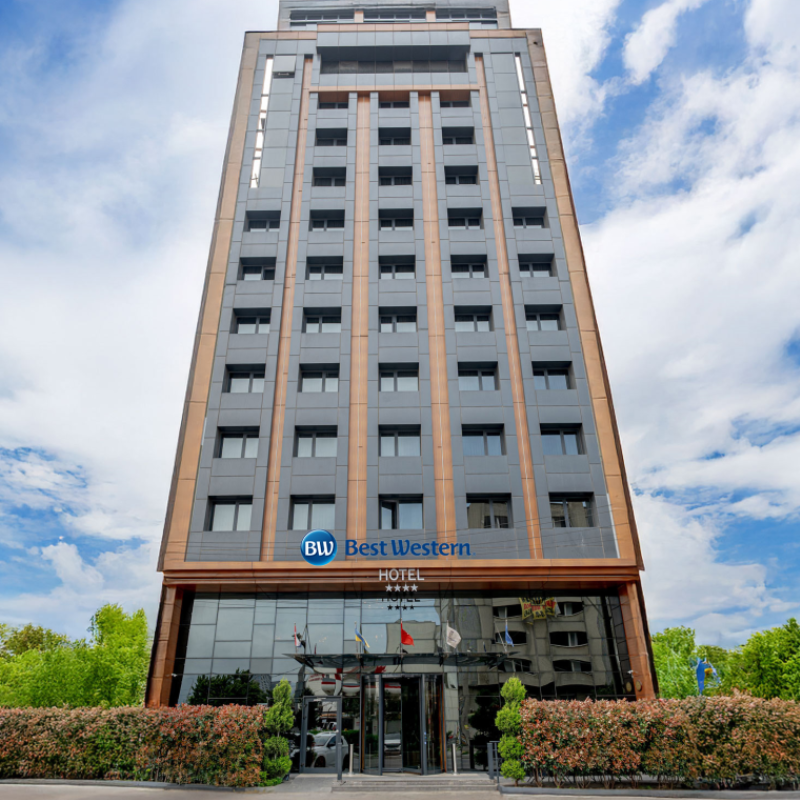 tatil ve is konaklamasini bir arada sunan otel tatil ve is konaklamasini bir arada sunan otel